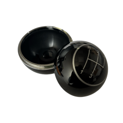 Pomo negro con esquema marchas